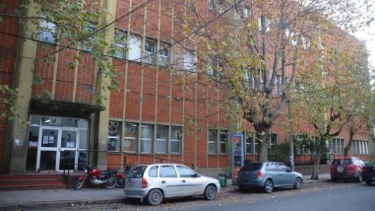 Beba de 9 meses internada en grave estado: se investiga si la golpearon con una barra de hierro