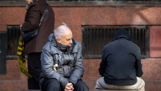 Incertidumbre para jubilados: Milei puso en duda el pago del bono