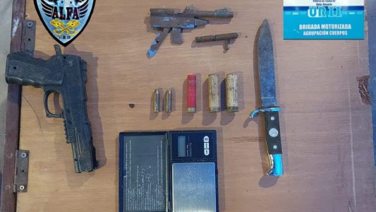 Detuvieron a una pareja por portación ilegítima de arma de fuego y tenencia de material balístico