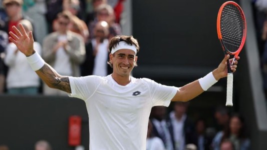Histórico triunfo del argentino Francisco Comesaña en Wimbledon: superó a Rublev y ganó su primer partido en el circuito ATP