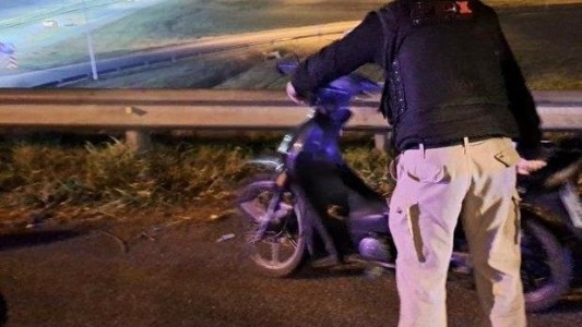 Investigan la muerte de un motociclista en avenida Circunvalación