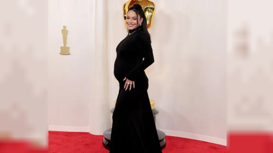 Vanessa Hudgens fue madre por primera vez
