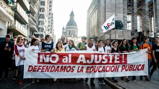 Paros rotativos y escalonados en la UNR: los docentes intensifican su plan de lucha