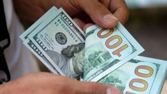 El dólar blue sigue su marcha alcista y alcanza un nuevo récord de $1.500