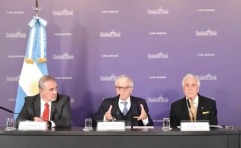 El Gobierno anunció la desregulación para sociedades y organizaciones civiles