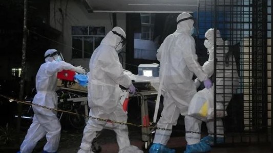 Alarma en India tras la muerte de un chico de 14 años por el virus Nipah