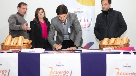 Acuerdo Santa Fe llegó a las panaderías: el kilo de pan a $ 1.800