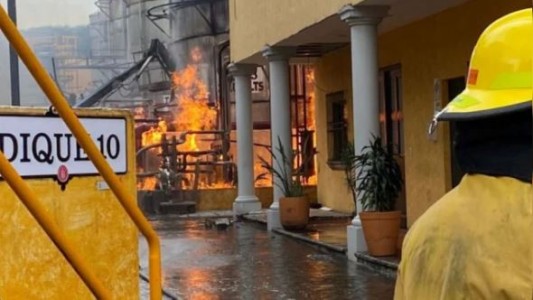 México: seis muertos por una explosión en una fábrica de tequila