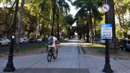 Fisherton: lo atacaron con un palo y le robaron la bici a plena luz del día