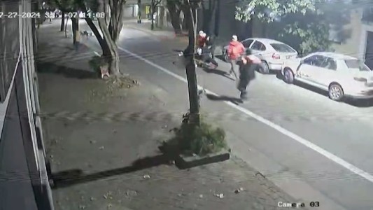Video: brutal asalto a un médico que iba al trabajo a plena luz del día