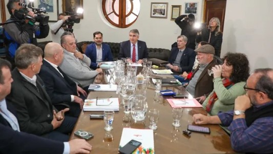 Paritarias: el gobierno de Santa Fe ofreció 9,95% en tres meses