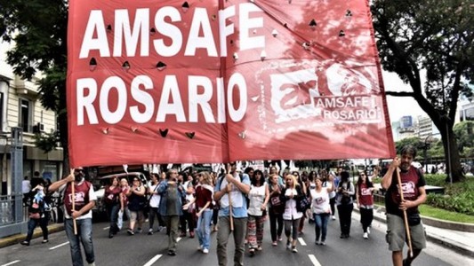 Paritarias: docentes públicos rechazaron la oferta del gobierno y habrá paro