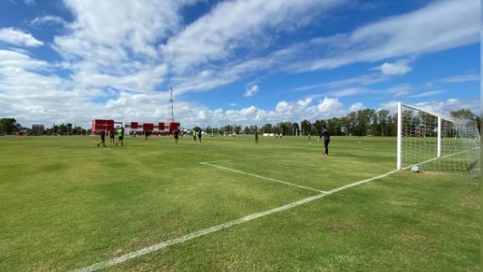 Barrabravas de Independiente amenazaron a los jugadores: “La próxima no hablamos”