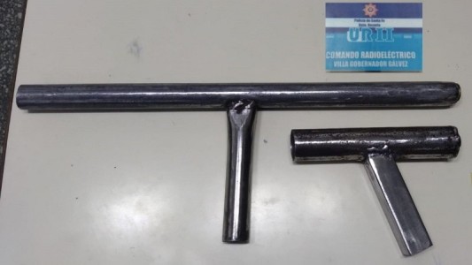 Discutió con su pareja y quedó detenido con dos armas tumberas