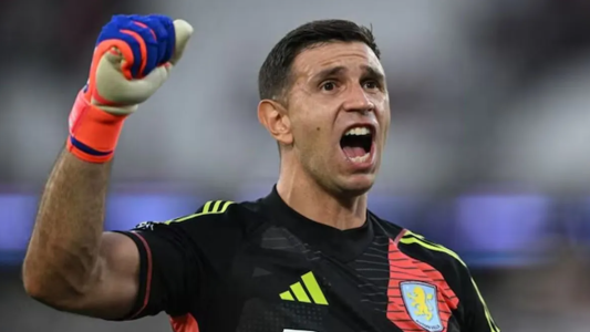 "Dibu" Martínez renovó contrato con Aston Villa por cinco temporadas