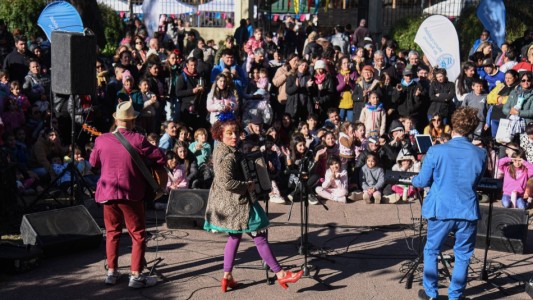 Continúan los festivales “Al Toque” para las infancias en los distritos