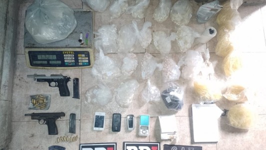 Tres detenidos en múltiples allanamientos por venta de drogas y conflicto entre bandas en zona oeste