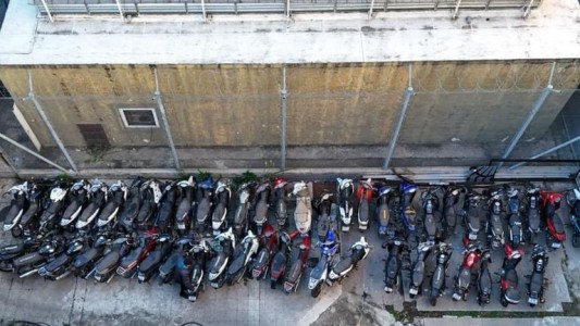 Removieron más de 100 motos que estaban acumuladas en la Comisaría 2da