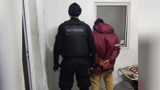 Pichincha: detuvieron a un cuidacoches denunciado por exigir 3 mil pesos para estacionar