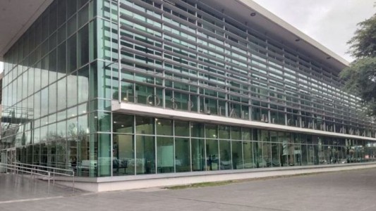 En un presunto caso de robo, un hombre relacionado con la red criminal de Alvarado fue herido de bala