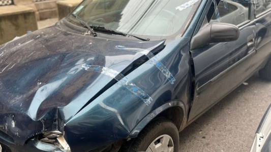 El hombre que chocó su auto contra el Banco Nación tiene antecedentes penales