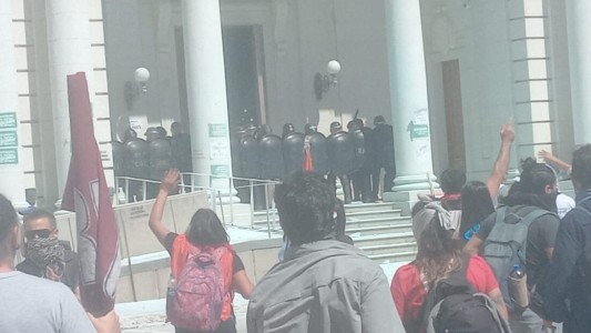 El MPA investiga los hechos de violencia ocurridos en la Legislatura