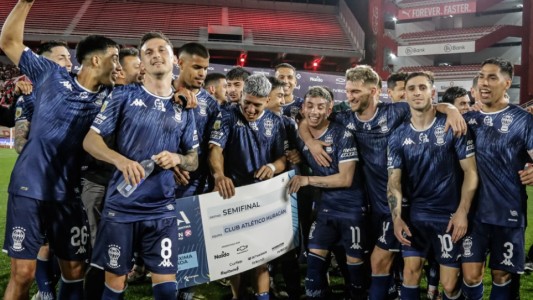 Huracán le ganó a Talleres de Remedios de Escalada y se metió en las semifinales de la Copa Argentina