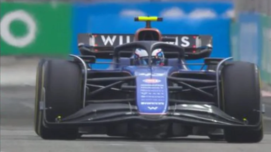 Colapinto quedó en las puertas del top ten en la primera prueba libre en Singapur