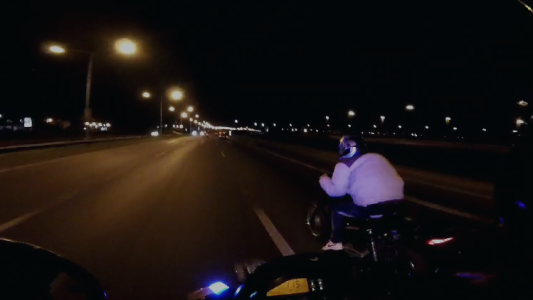 Operativo policial culmina con la aprehensión de un hombre tras evadir control en Bv. Oroño