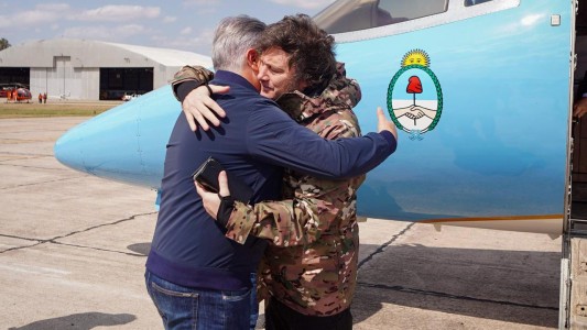 Milei llegó a Córdoba para recorrer las zonas afectadas por los incendios