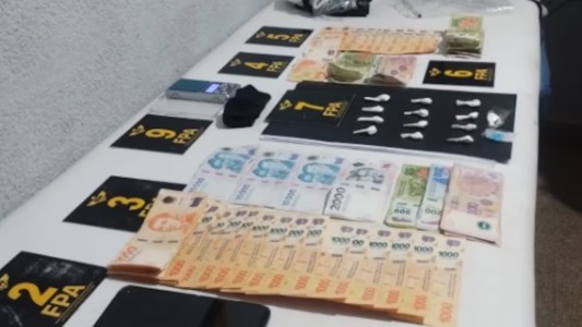 Tenían prisión domiciliaria y vendían drogas desde su casa