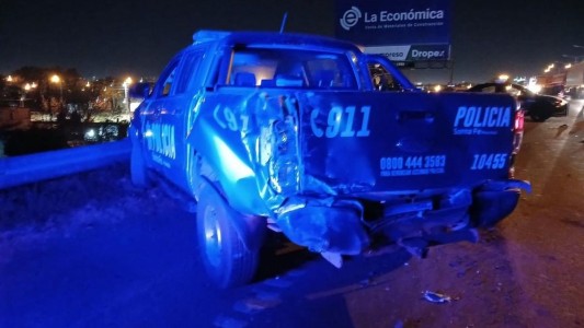 Una policía fue derivada al Heca después de chocar en Circunvalación