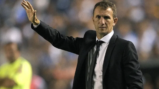 Boca llamó a Arruabarena para que sea el sustituto de Martínez