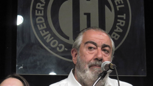 Tras reunirse con el Gobierno, Daer reconoció que la reforma laboral "ya está hecha"