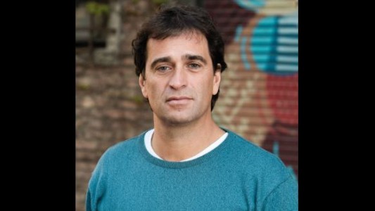 Denuncian a funcionario de Educación por "usurpación de título"