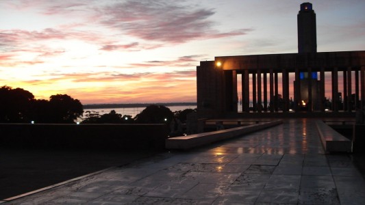 Tiempo en Rosario: vuelve el viento sur y algunas nubes a la ciudad