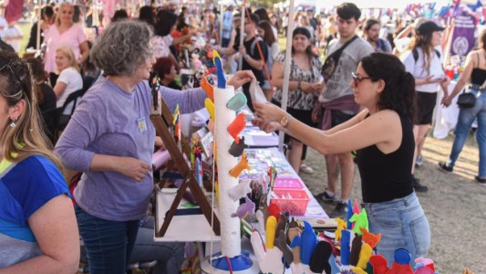 Llega un renovado Biomercado a la costanera de la ciudad