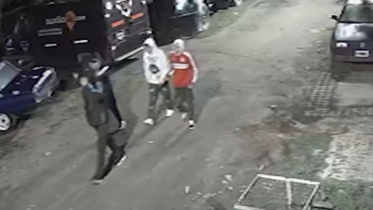 Asesinaron a un adolescente para robarle el celular a la salida de un boliche