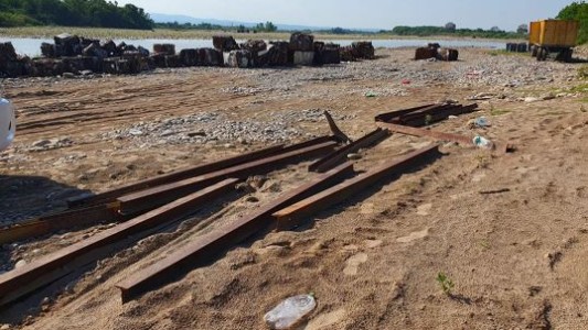 Imputaron al hijo de un intendente de Salta y un comerciante por robo y contrabando de rieles a Bolivia