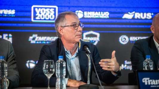 Rosario Central presentó a Ariel Holan como su nuevo entrenador