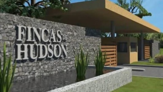 Un adolescente de 14 años asesinó a su padre, hirió a su madre y hermana e intentó suicidarse en un country