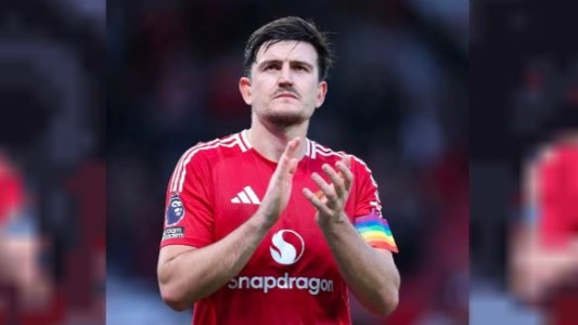 Los jugadores del Manchester United rechazaron utilizar una chaqueta a favor de la comunidad LGBT