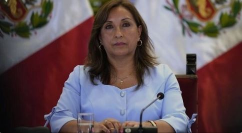 Perú: la presidenta pidió "abrir debate" sobre pena de muerte para violadores de menores
