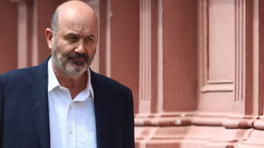 Sturzenegger relativizó la baja de impuestos nacionales y habló de "simplificar la estructura"