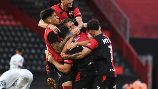 Newell’s enfrenta a Talleres en un duelo clave por el título de la Liga Profesional