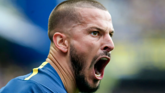 Darío Benedetto recordó su salida de Boca: “Varias veces quise agarrar del cogote a varios”