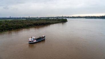 El río Paraná sigue creciendo: en Rosario alcanzó los 2,82 metros y se espera que supere los 4 metros antes de 2025