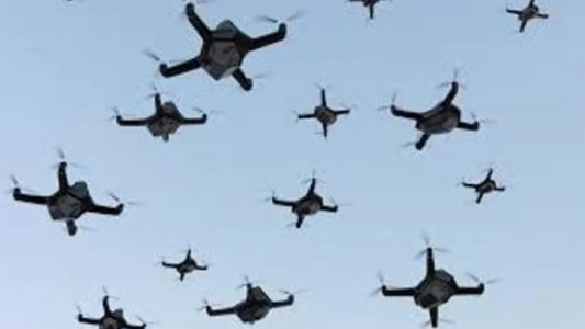 Milei impulsa la compra secreta del sistema Leónidas para neutralizar enjambres de drones en Argentina