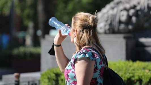 Tiempo en Rosario: alerta por calor extremo y presencia de tormentas aisladas