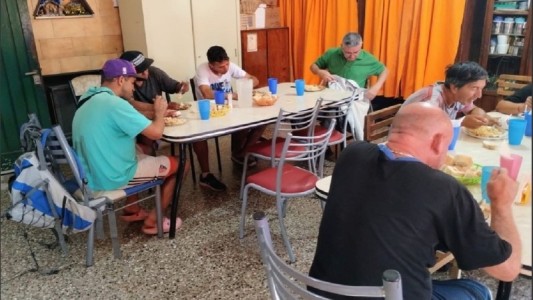 En enero, más de 130 personas durmieron en refugios por el calor y hubo 600 asistencias en la calle